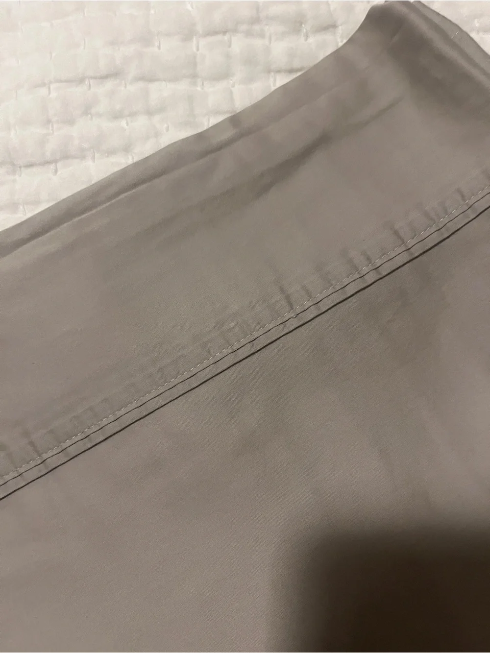 Ralph Lauren 100% Cotton “Dove Grey” Flat Sheet in Size: FULL DOUBLE.